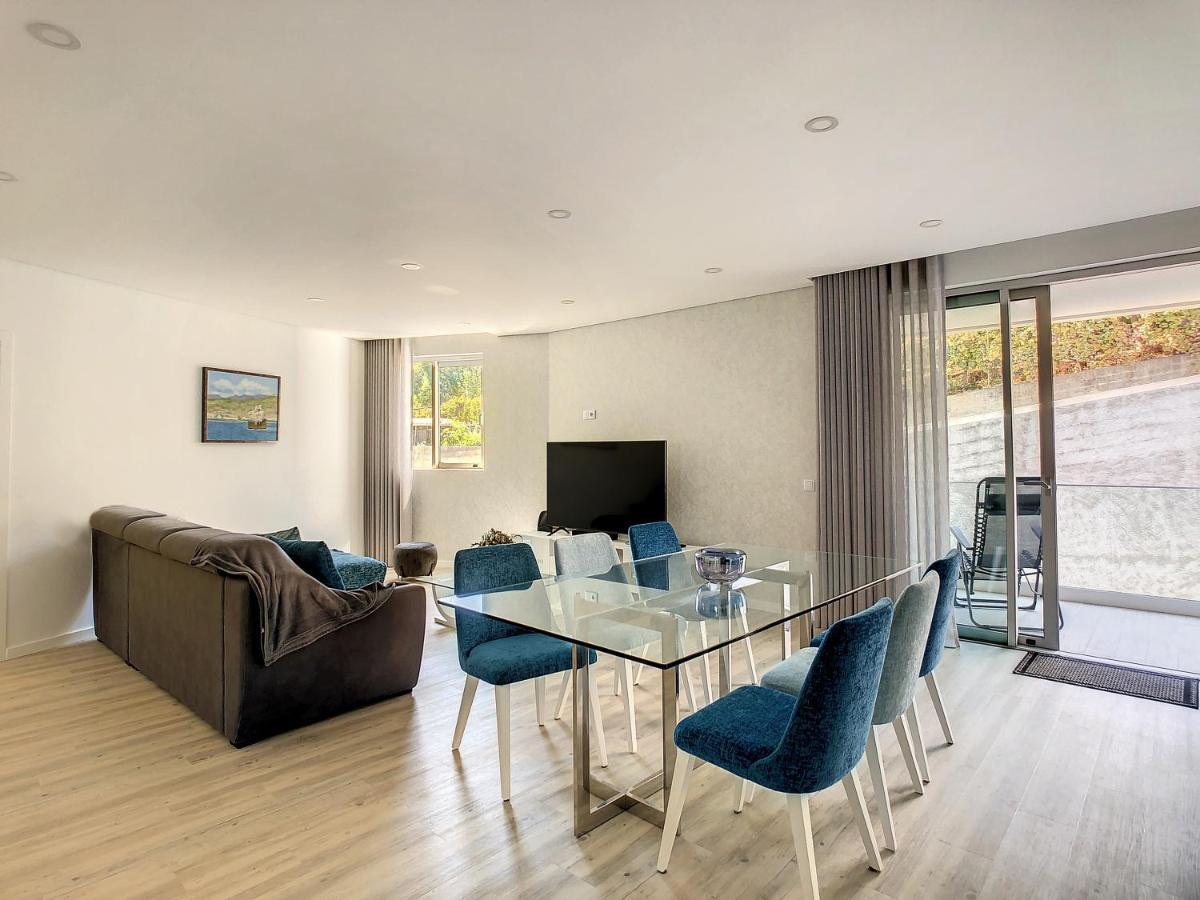 Uptown Apartment By Lovelystay Φουνκάλ Εξωτερικό φωτογραφία