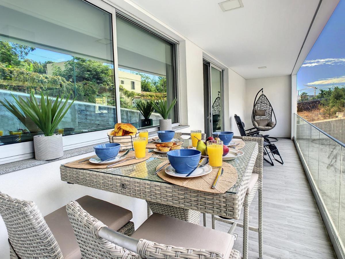 Uptown Apartment By Lovelystay Φουνκάλ Εξωτερικό φωτογραφία