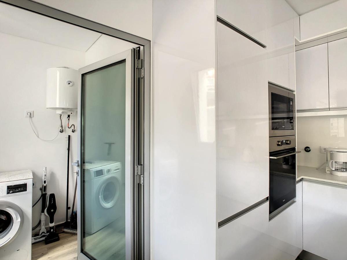 Uptown Apartment By Lovelystay Φουνκάλ Εξωτερικό φωτογραφία