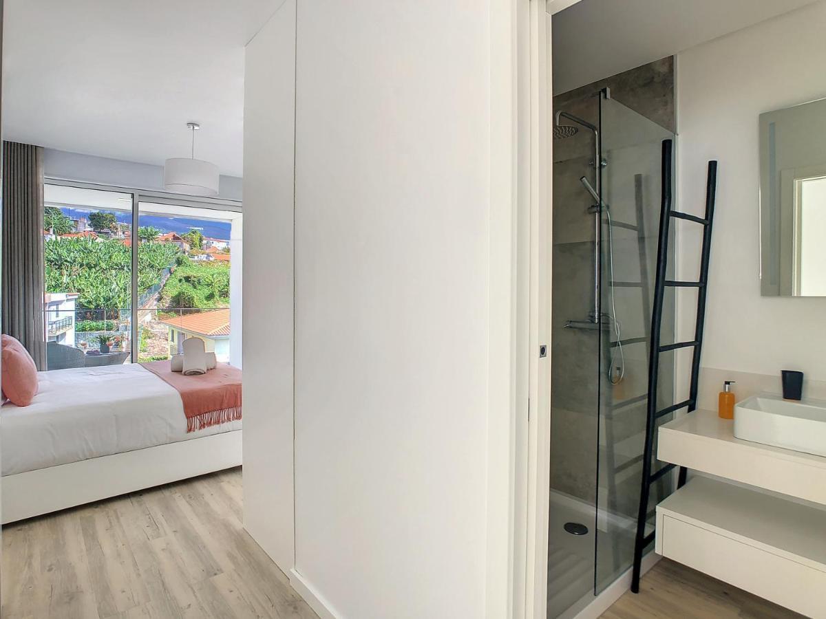Uptown Apartment By Lovelystay Φουνκάλ Εξωτερικό φωτογραφία
