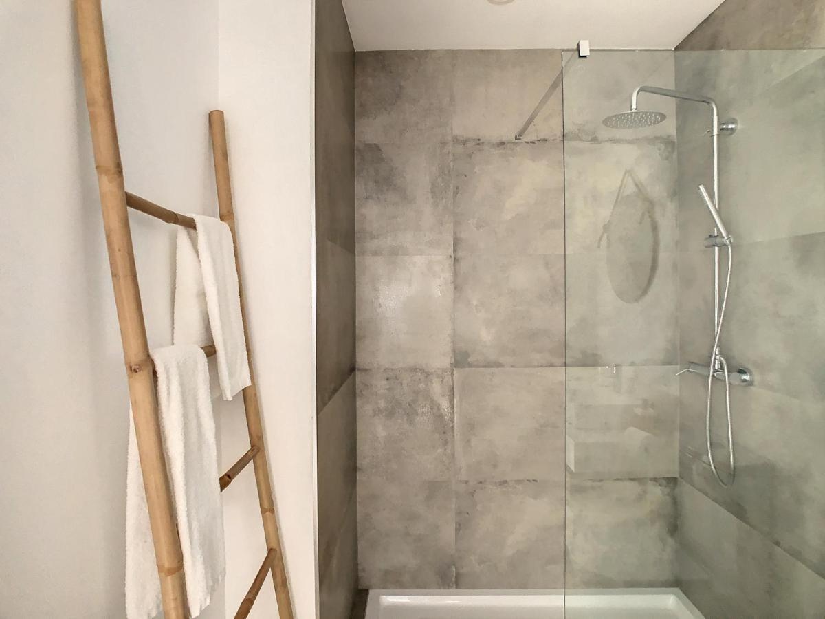 Uptown Apartment By Lovelystay Φουνκάλ Εξωτερικό φωτογραφία